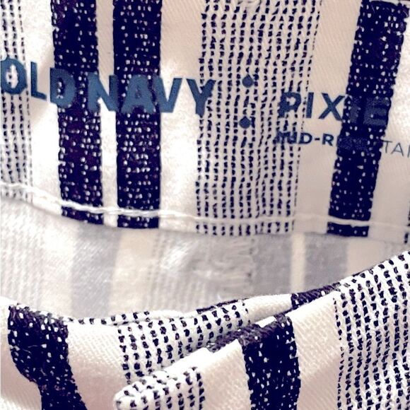 #7 Old Navy Blue And Grey Striped Shorts - Picture 3 of 4